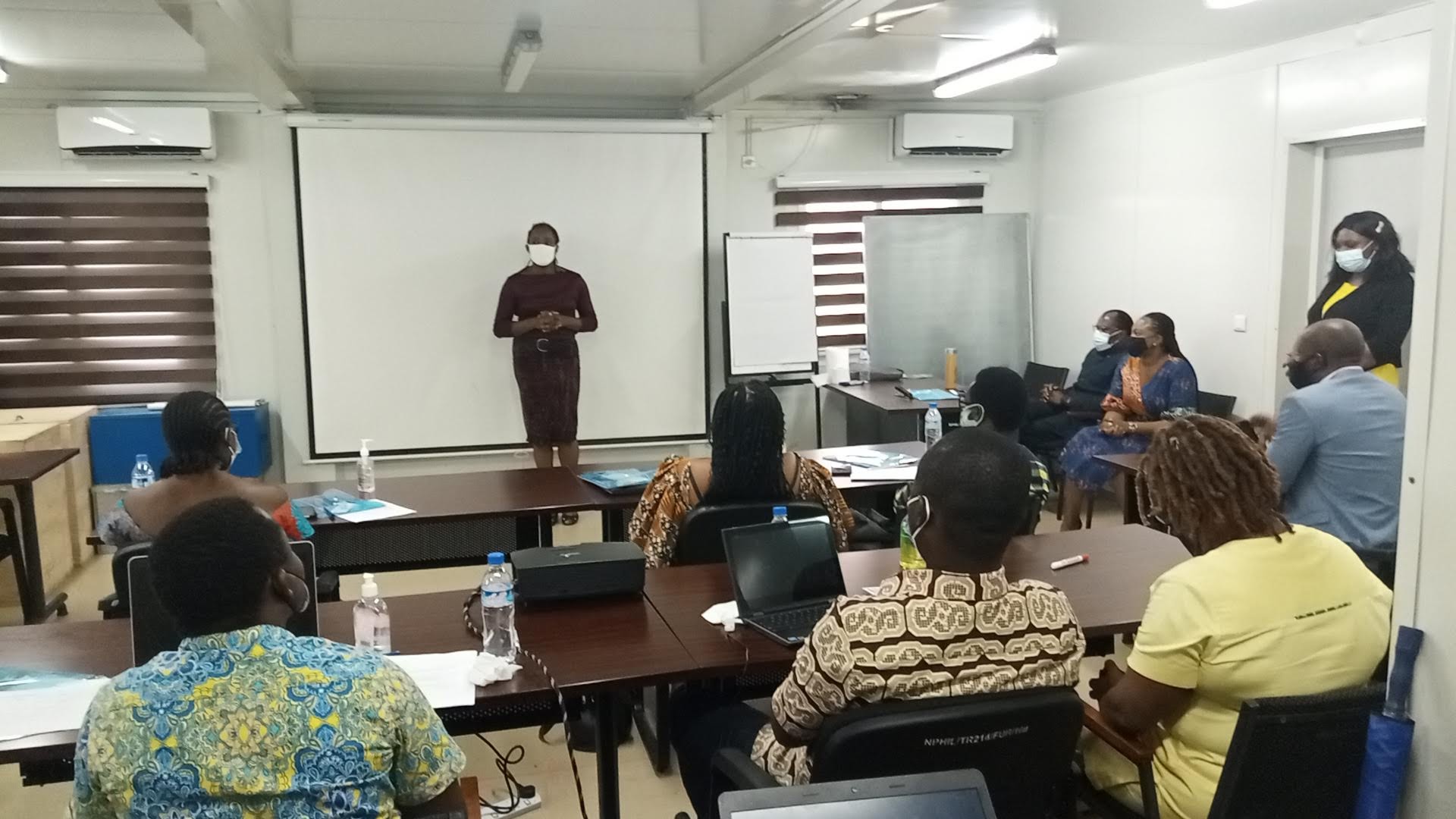Dr. Rachel Idowu, CDC Country Director, addressing Liberia FETP Executive Cohort 1 participants